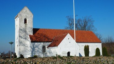 Karlby Kirke